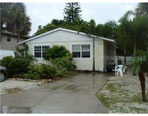 211 71st St., Holmes Beach, FL 34217