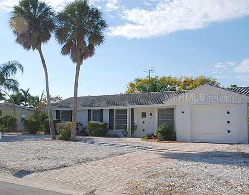 526 70th St., Holmes Beach, FL 34217