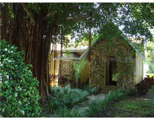 7301 17th Ave., Bradenton, FL 34209