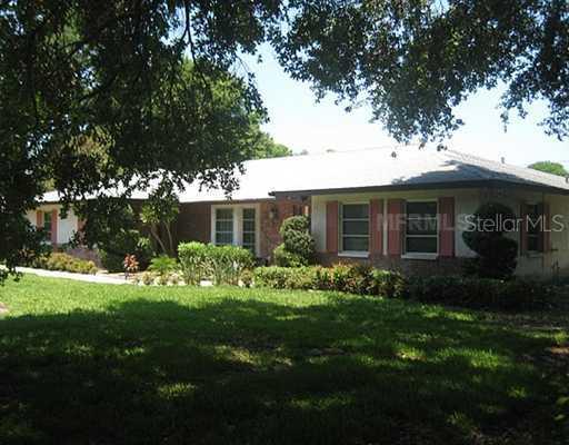 619 Saint Andrews Dr., Sarasota, FL 34243