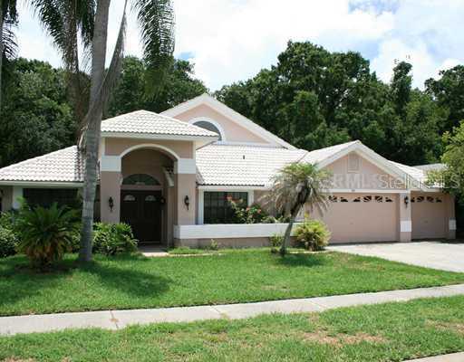 885 Crestridge Cir., Tarpon Springs, FL 34688