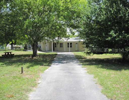 3704 24th Ave., Palmetto, FL 34221