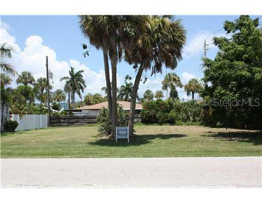 212 77th St., Holmes Beach, FL 34217