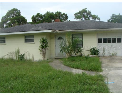 2320 E 51st Blvd., Bradenton, FL 34208