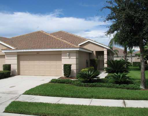 8207 Summer Greens Ter., Bradenton, FL 34212