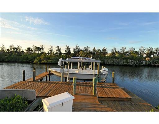 4523 4th Ave., Bradenton, FL 34208