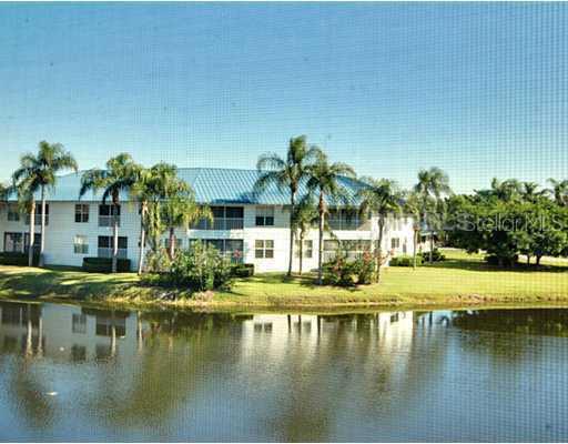 908 Sandpiper Cir., Bradenton, FL 34209