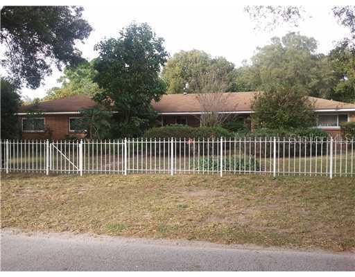 2911 W Louisiana Ave., Tampa, FL 33614