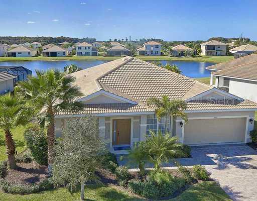 9055 Willowbrook Cir., Bradenton, FL 34212