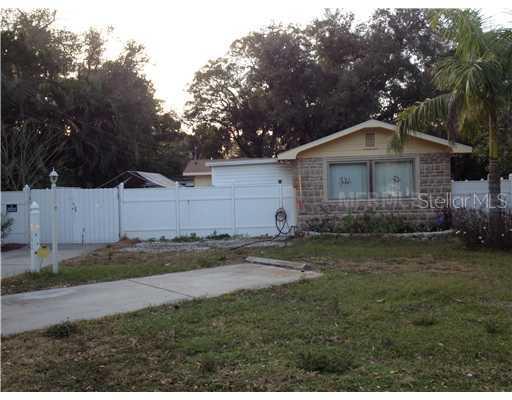 2902 7th St., Bradenton, FL 34205