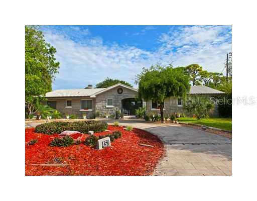 457 Edwards Dr., Sarasota, FL 34243