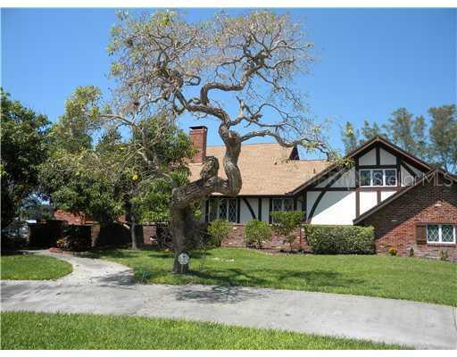 6608 7th Avenue Blvd., Bradenton, FL 34209