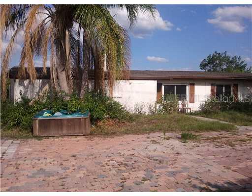 157 Upper Manatee River Rd., Bradenton, FL 34212