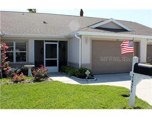 2421 Fairway Oaks Dr., Palmetto, FL 34221