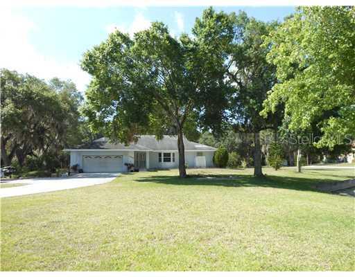 7555 64th Ct., Palmetto, FL 34221