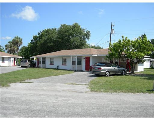 1905 58th Avenue Dr., Bradenton, FL 34207