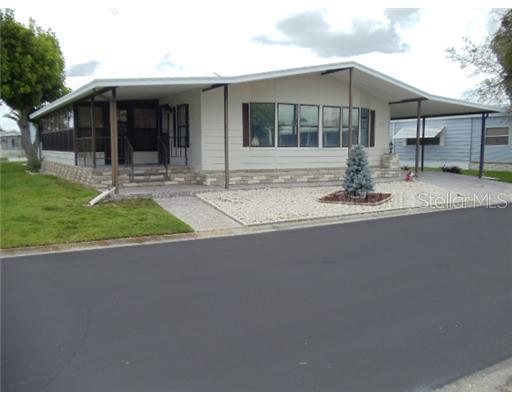 9013 32nd Ave., Palmetto, FL 34221