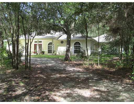 1907 Zipperer Rd., Bradenton, FL 34212