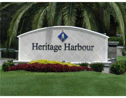 905 Fairwaycove Ln. #106, Bradenton, FL 34212