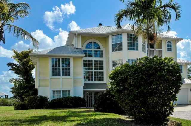 4907 13th St., Palmetto, FL 34221