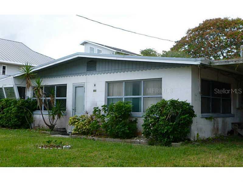 209 Haverkos Ct., Holmes Beach, FL 34217