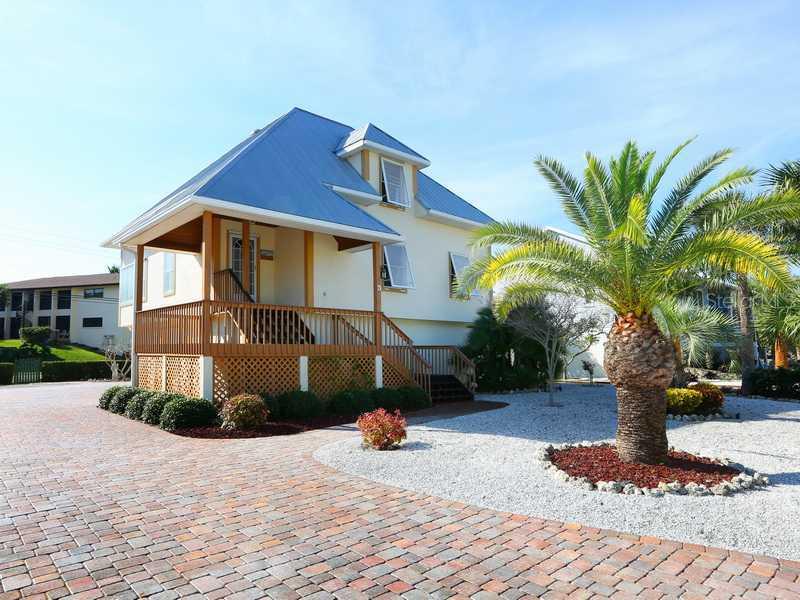 3 Palm Harbor Dr., Holmes Beach, FL 34217