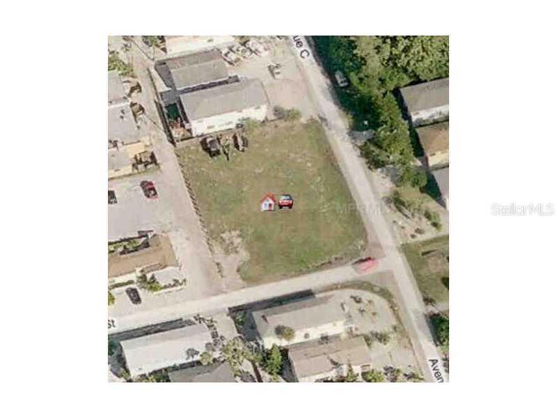 3004 Avenue C, Holmes Beach, FL 34217