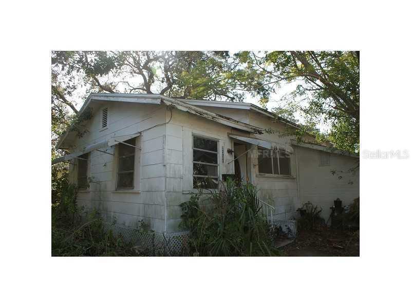 2229 Kingston St., St Petersburg, FL 33711