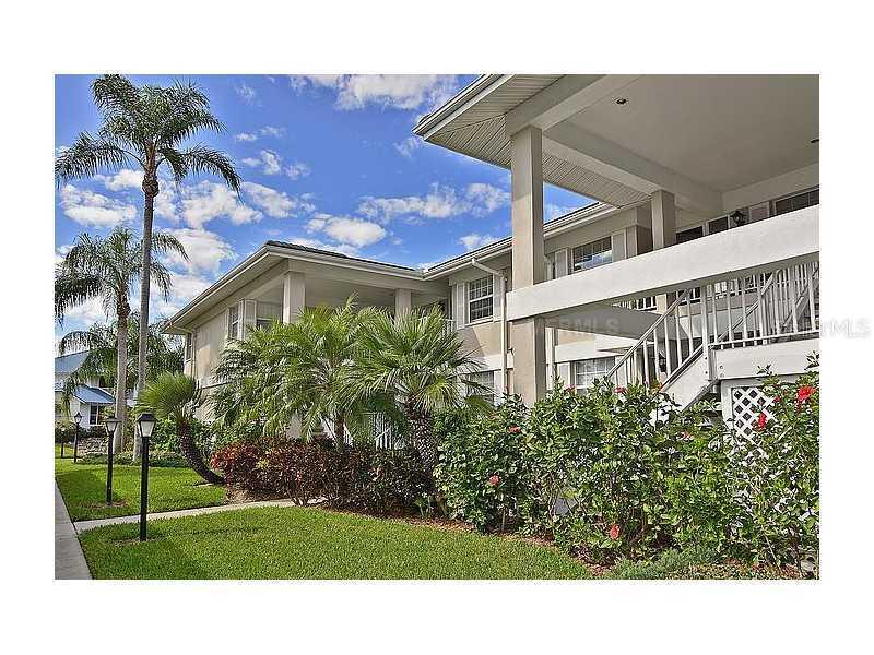 726 Estuary Dr., Bradenton, FL 34209