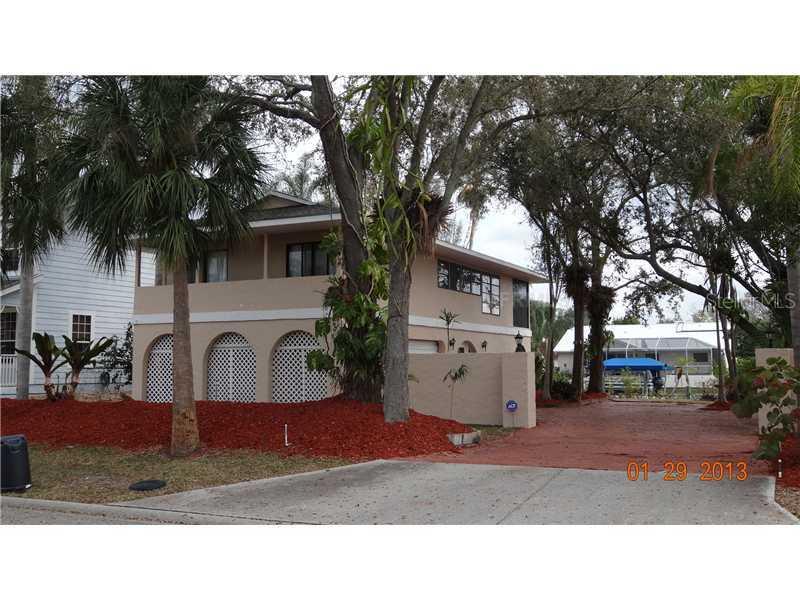 4308 4th Ave., Bradenton, FL 34208