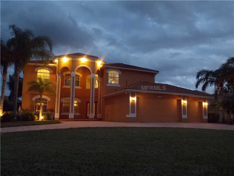 7722 Camden Harbour Dr., Bradenton, FL 34212