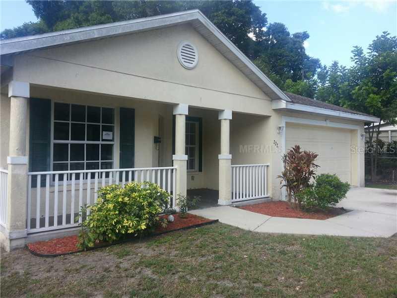 2229 11th Ave., Bradenton, FL 34205