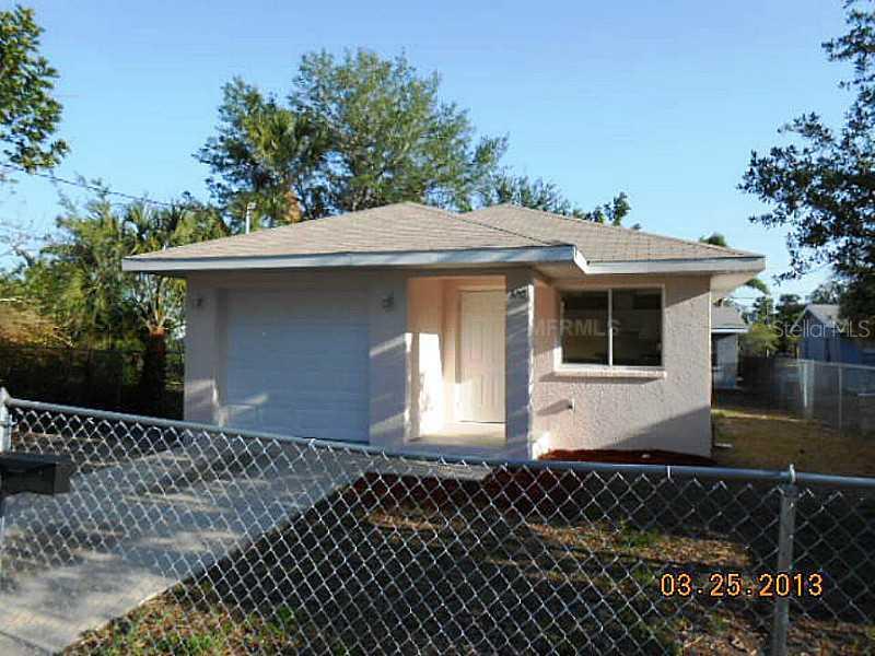 320 10th Avenue Dr., Bradenton, FL 34205