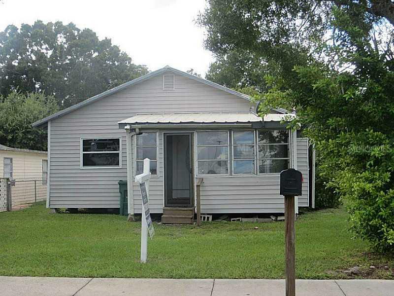 1229 11th Ave., Palmetto, FL 34221