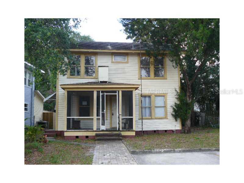 1319 2nd Ave., Bradenton, FL 34205