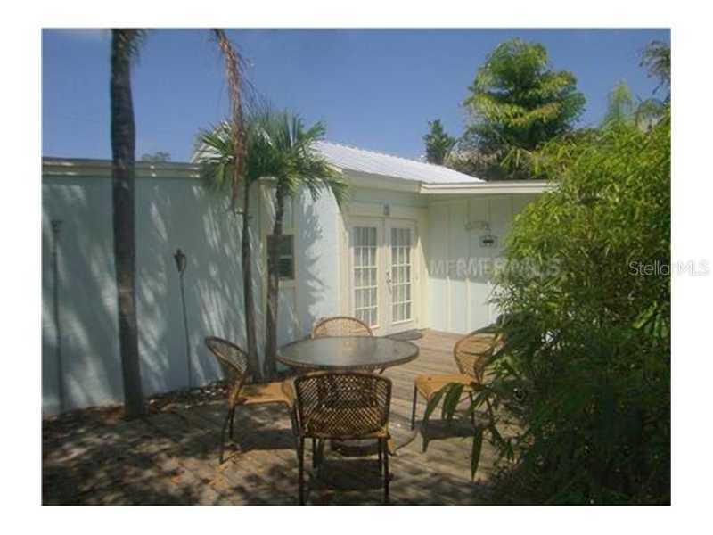 2910 Gulf Dr., Holmes Beach, FL 34217