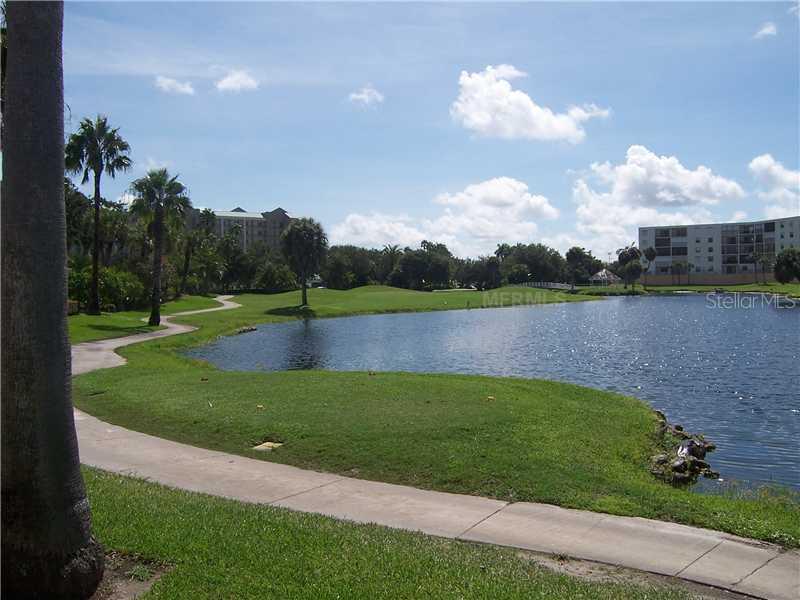 1615 Fairway Oaks Dr., Palmetto, FL 34221