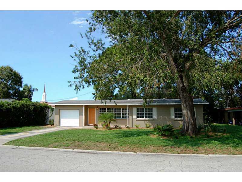 4110 15th Ave., Bradenton, FL 34205