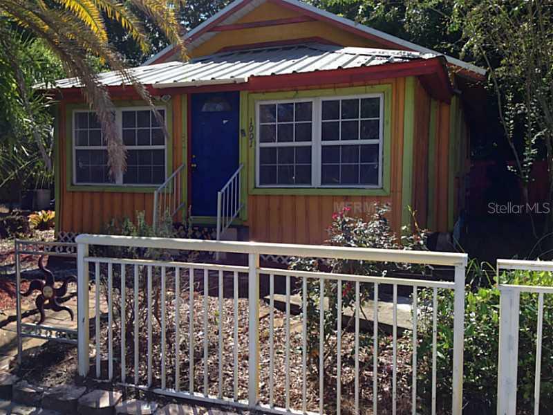 1001 12th Ave., Bradenton, FL 34205