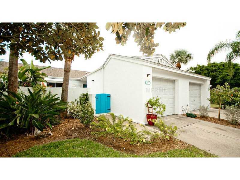 977 Waterside Ln., Bradenton, FL 34209