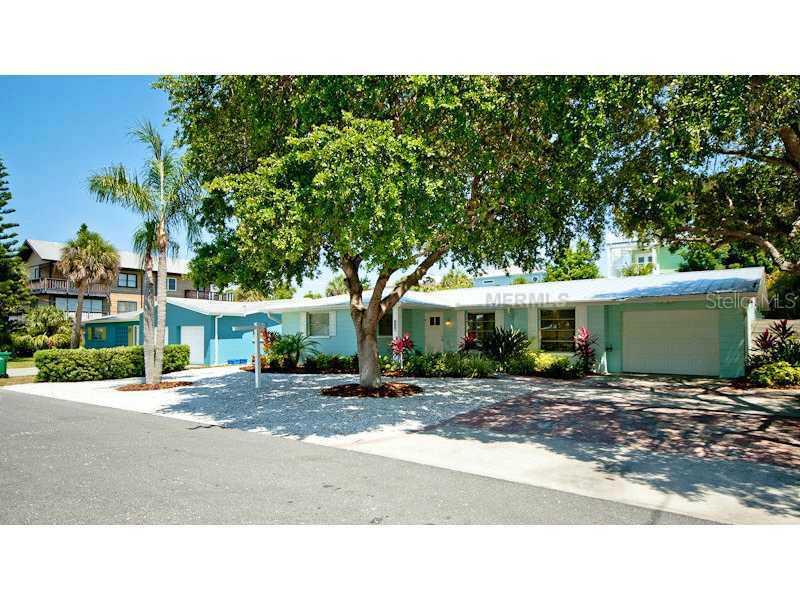 207 73rd St., Holmes Beach, FL 34217