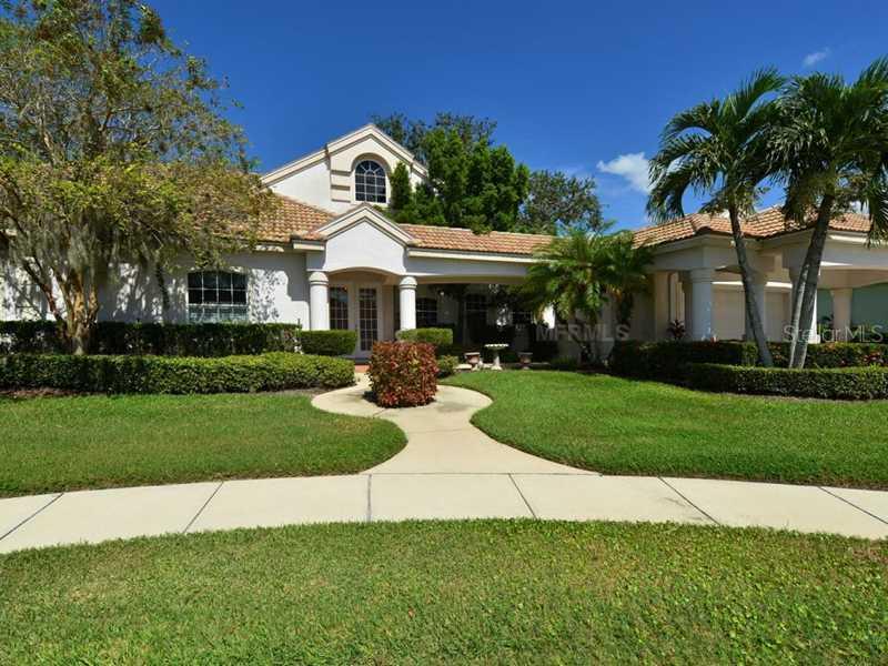 4711 Spinnaker Dr., Bradenton, FL 34208