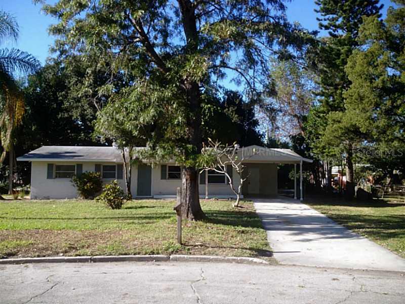 1519 8th Ave., Bradenton, FL 34208