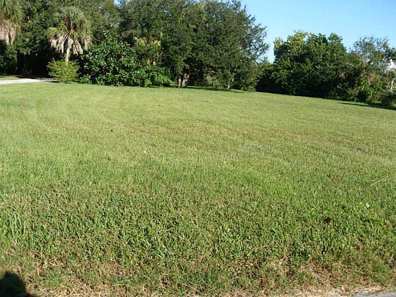 407 65th St., Bradenton, FL 34208