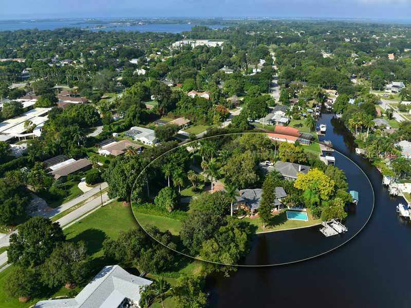 6816 7th Avenue Blvd., Bradenton, FL 34209