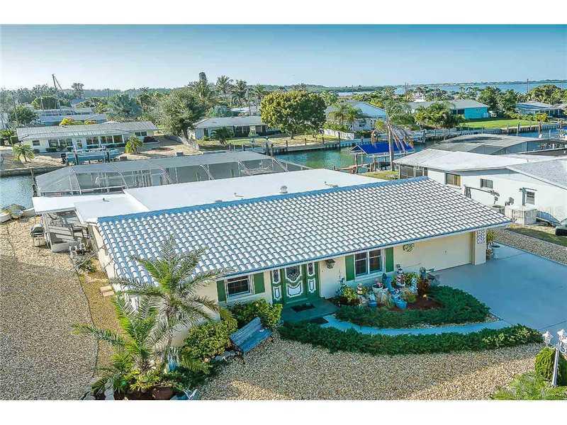 3808 Royal Palm Dr., Bradenton, FL 34210