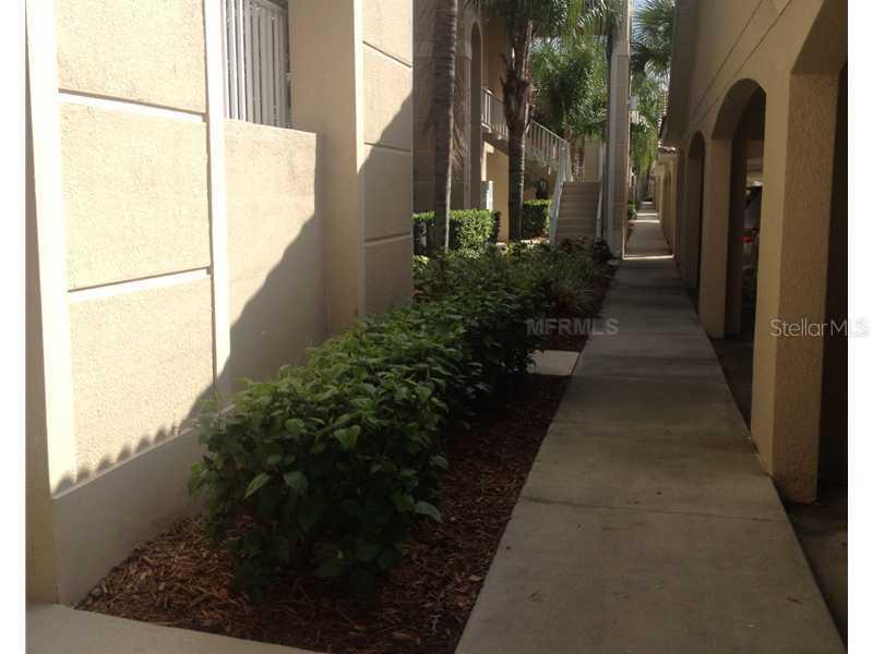 803 Fairwaycove Ln. #202, Bradenton, FL 34212