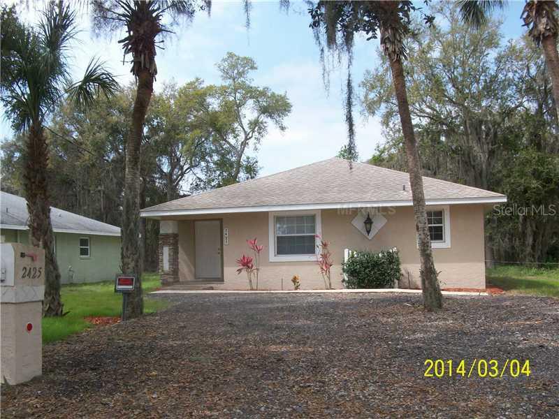2425 9th Ave., Palmetto, FL 34221