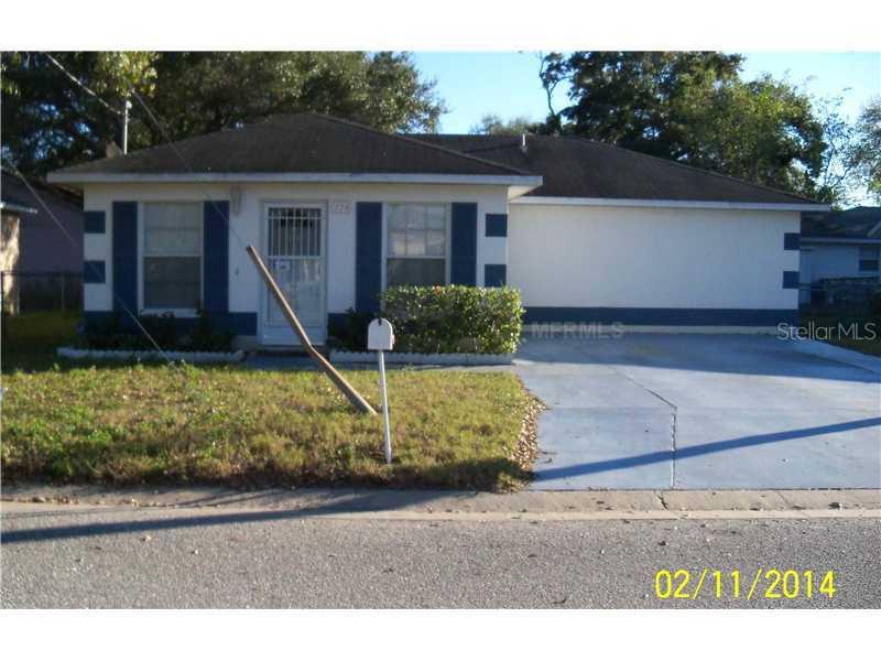 224 8th Ave., Bradenton, FL 34208
