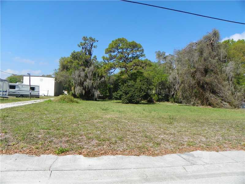312 23rd St., Bradenton, FL 34208